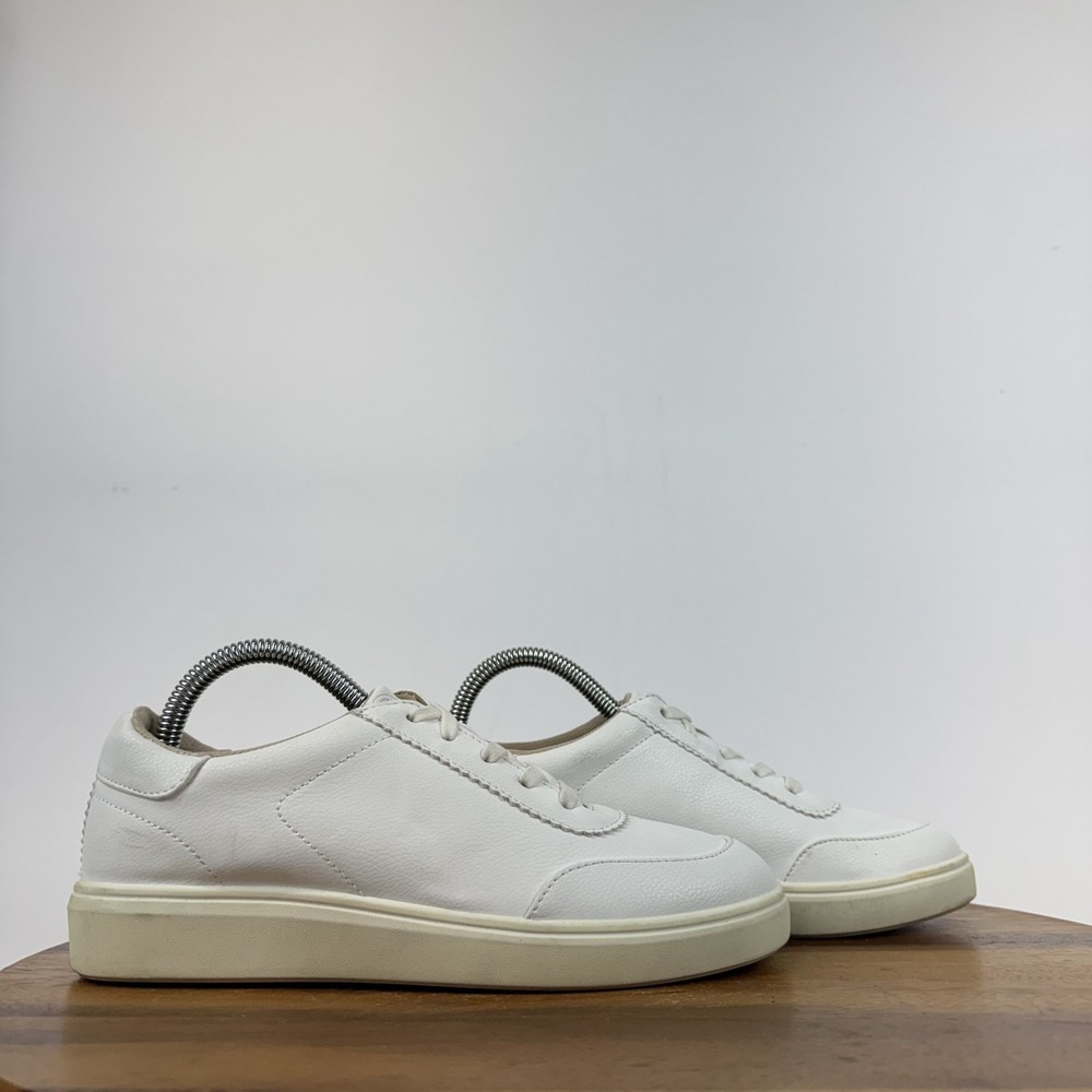 Womens LifeStride Happy Hour White Faux Leather Slip On Casual Sneakers Size 8 M